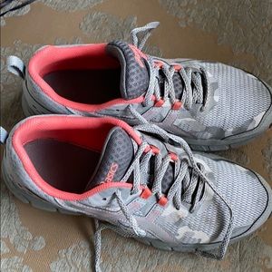 ASICS running shoe. Women’s size 8